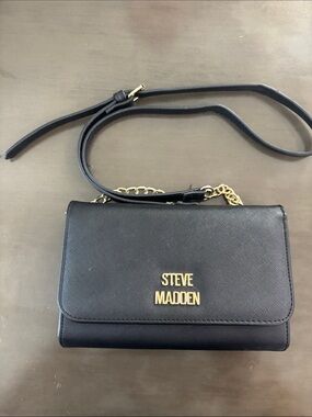 Steve Madden Black Crossbody with Gold Hardware